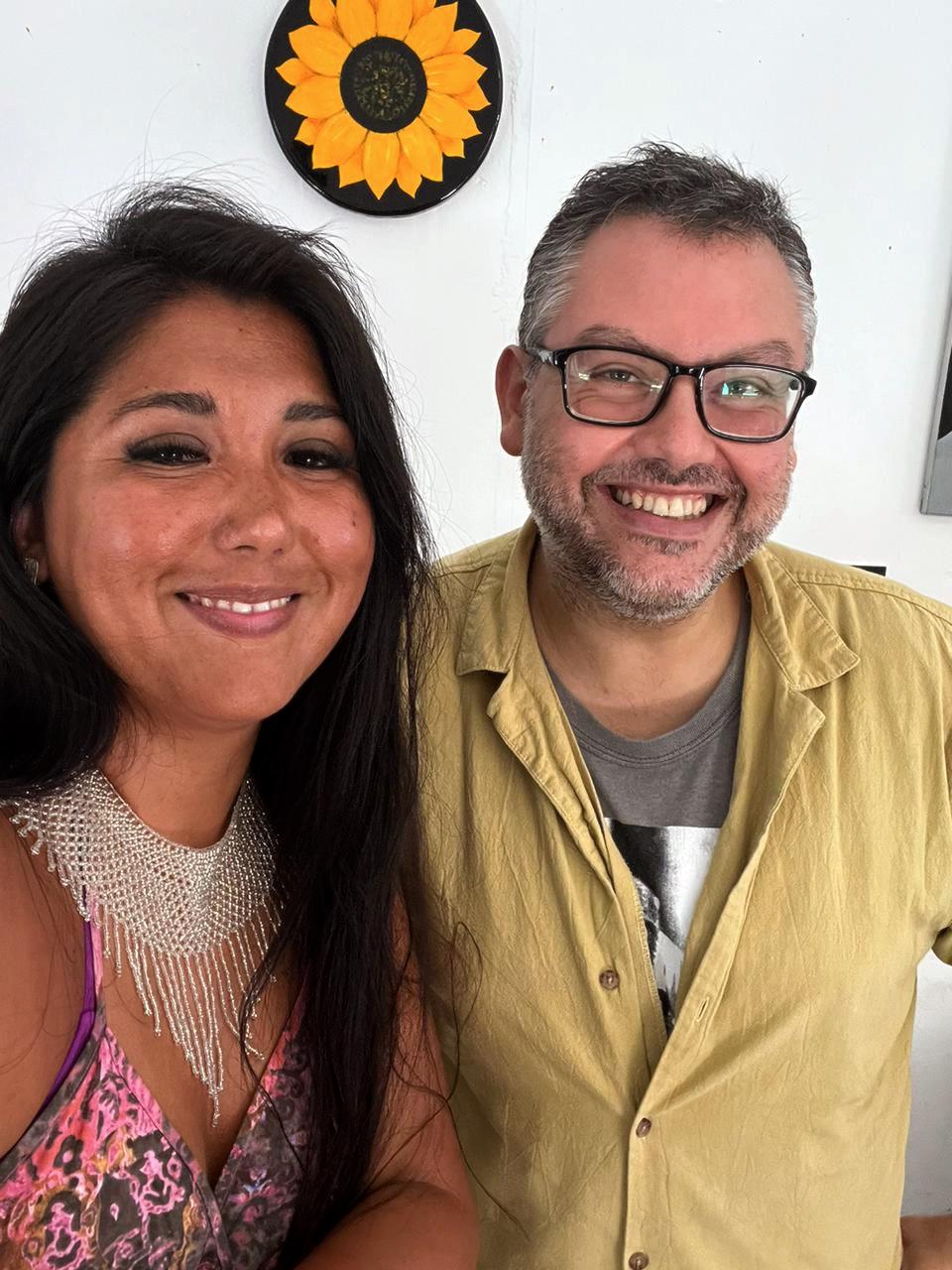 Verónica Valdés junto a Gabriel Agustín Garay Opaso tras su sesión de carta natal